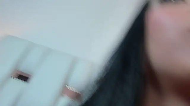 Nauthy_Nahomi webcam