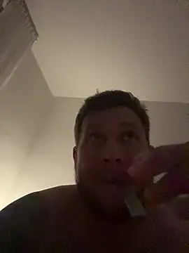 RealHomemadeCZ webcam