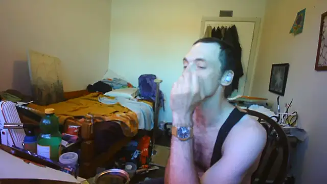 JohnnyMoves webcam