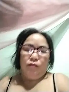 Naaya8109 webcam