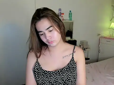 Alovely_fvckdollnica webcam