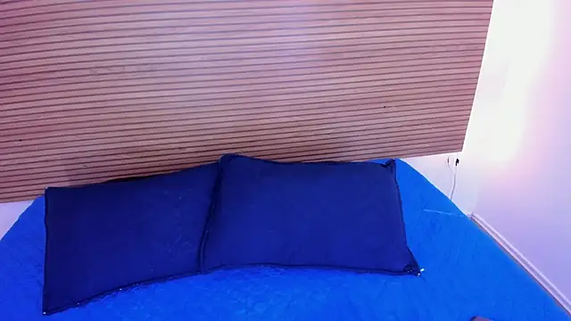 Rachel_Tom webcam