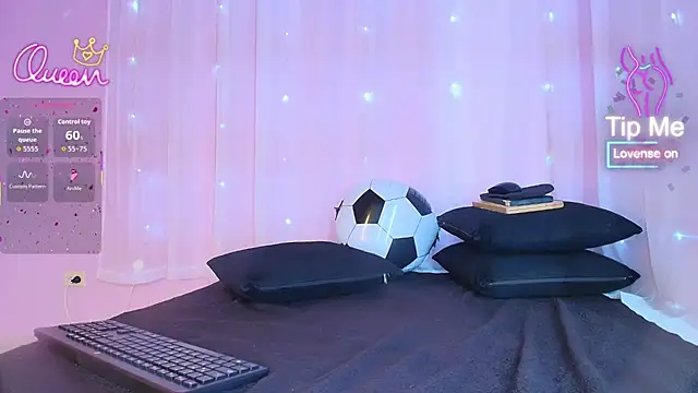 SunnyGilmoree webcam