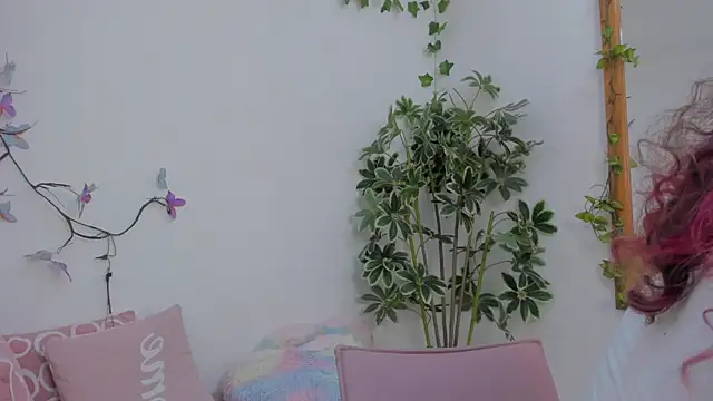 MarieTaylor_ webcam