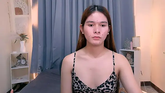 Mimi_Mckinley webcam