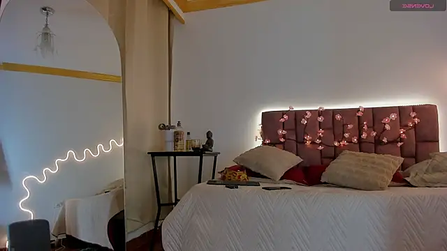 SunnyLeonz webcam