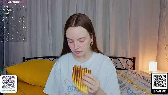 bae_cake_ webcam
