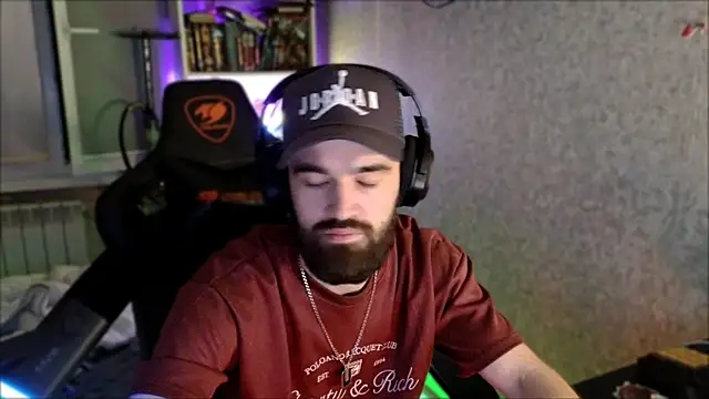 _Serious_Man webcam
