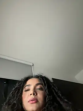 Curlyierr
