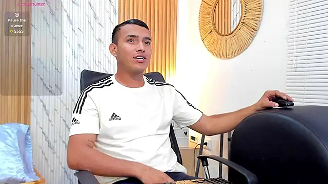 Chris_vega_ webcam