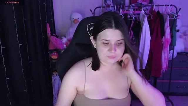 AmyVibess webcam