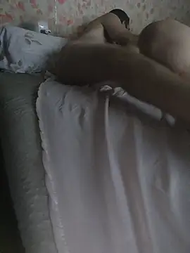 parejade225@xh live sex cam