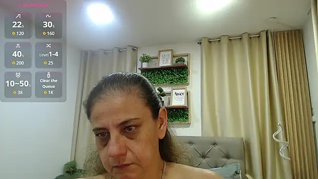 sasi_luna webcam