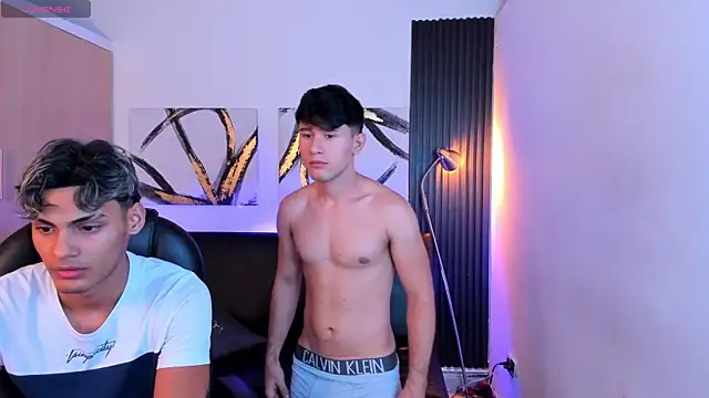 Seductive_BoysW webcam
