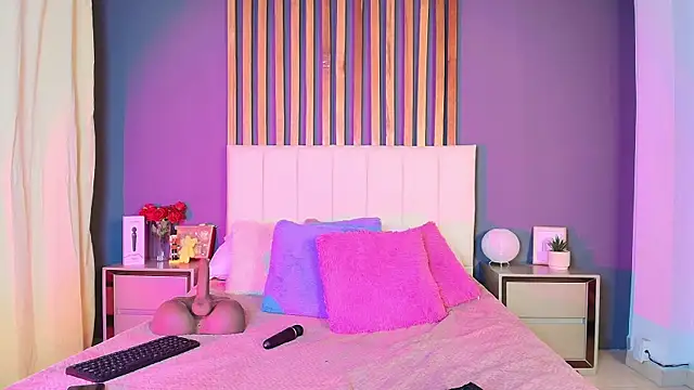 DeboraEvans webcam