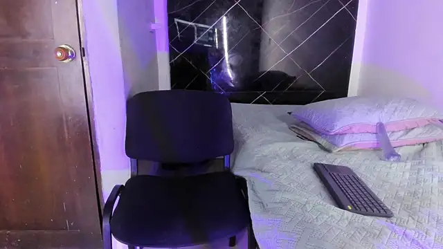 Adrian_Wolf webcam