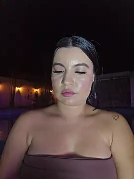 Pretty_Julieta webcam