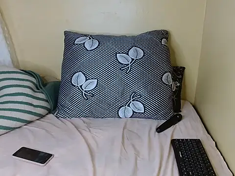 Honey_Glow_ webcam