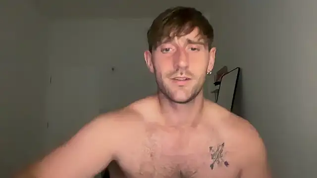 lukegunn (M young) - CUMSHOW @ GOALLL!!!