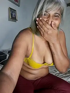 Goodgirlsue_77 webcam