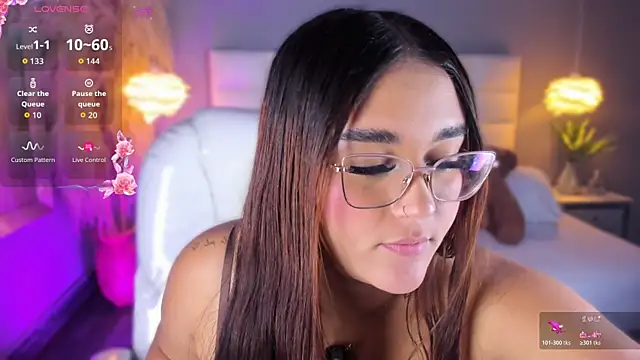 Anasha21 live cam on StripChat