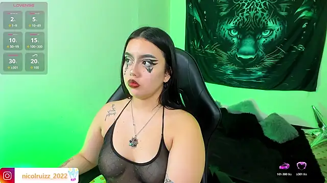 Nicolle_Ruizz webcam