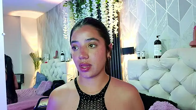porn chatroom Zaira Bonny