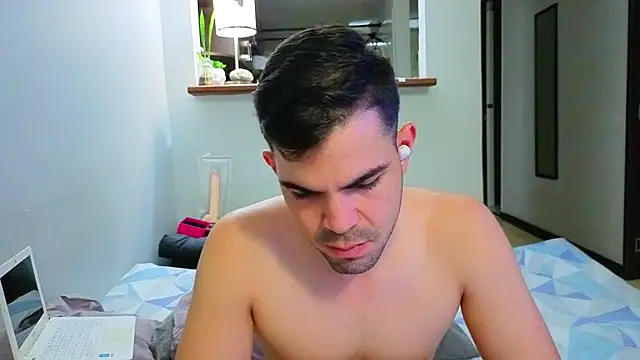 Matiashorney webcam