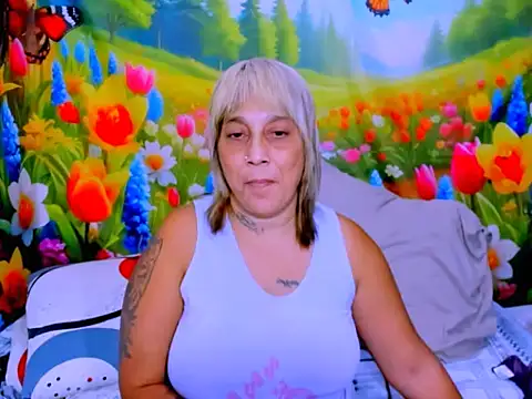 indianroxy webcam
