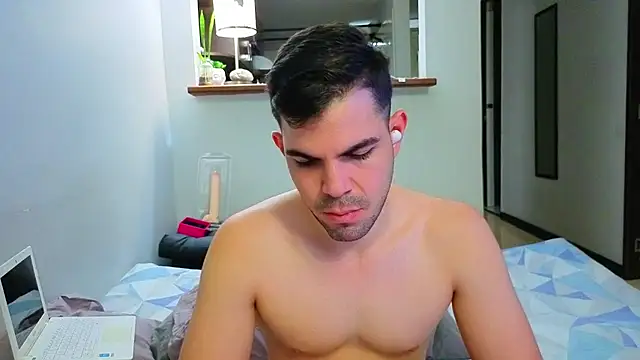 Matiashorney webcam