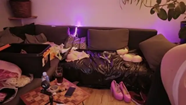 sissy_liaxxx (T milf) - Control my f-machine for a lil' while 🤯