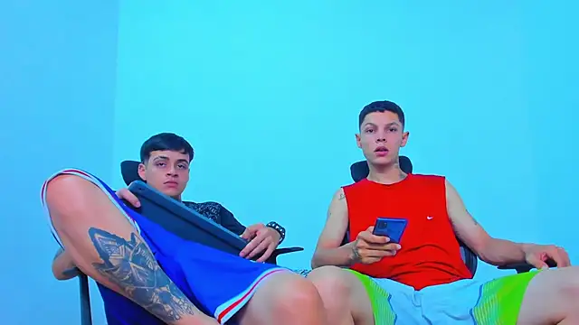 Thomas-Wil Live Web Cam Show