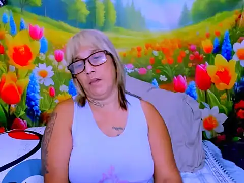 indianroxy webcam