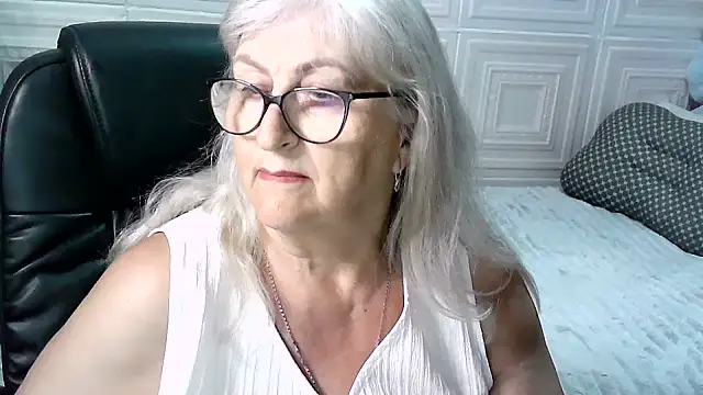 LolkaAlyss webcam