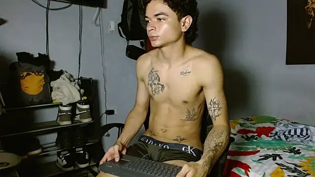 Lovebeng_ live cam on StripChat
