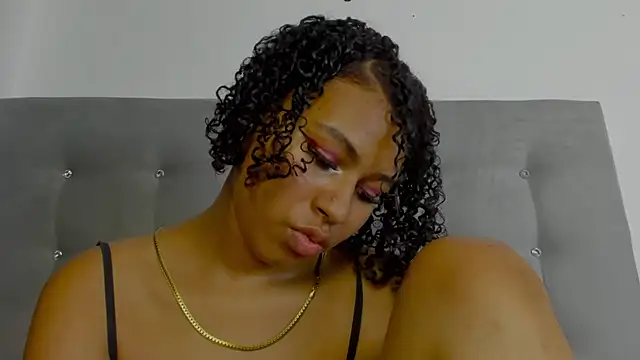 tatianasquirthot webcam