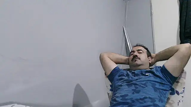 -dark-look- Live Web Cam Show