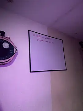 LatinBearX webcam