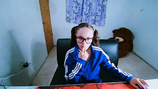 SweetRabbit29 webcam