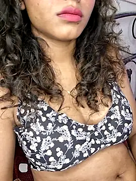 Akni_ live cam on StripChat