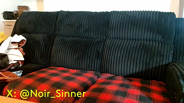 sinnernoir (M mature) - naked