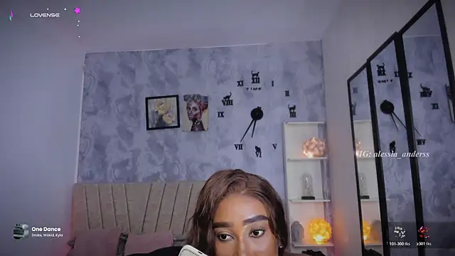 alessia_anderson webcam