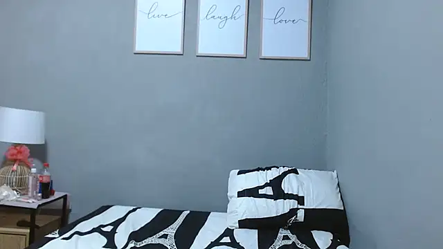Sonyasays webcam