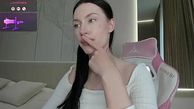 JenniferQueen11 webcam