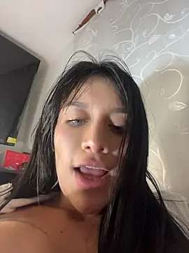 Emmily_19 webcam