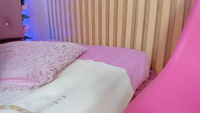 lovely__kiss__ webcam