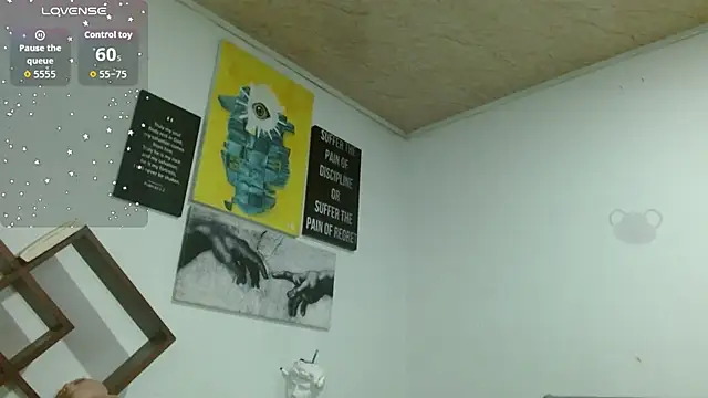 ZoeBakers_ webcam