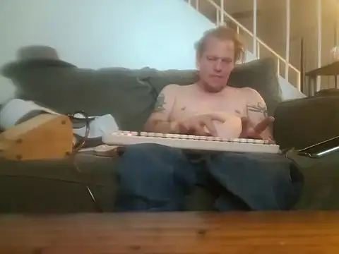 yourMasterisBored webcam
