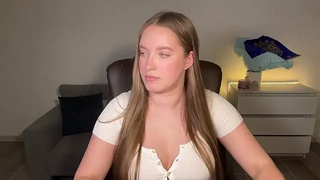 EvaMaddison webcam