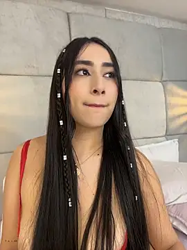 IvonneOwen live sex cam